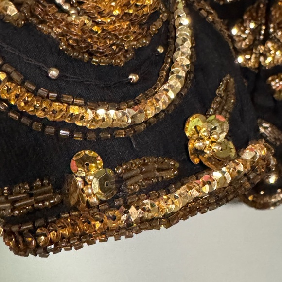 Lawrence Kazar Women’s LG Black Gold Sequins Swirls Flowers Pullover Top Blouse - Picture 11 of 11